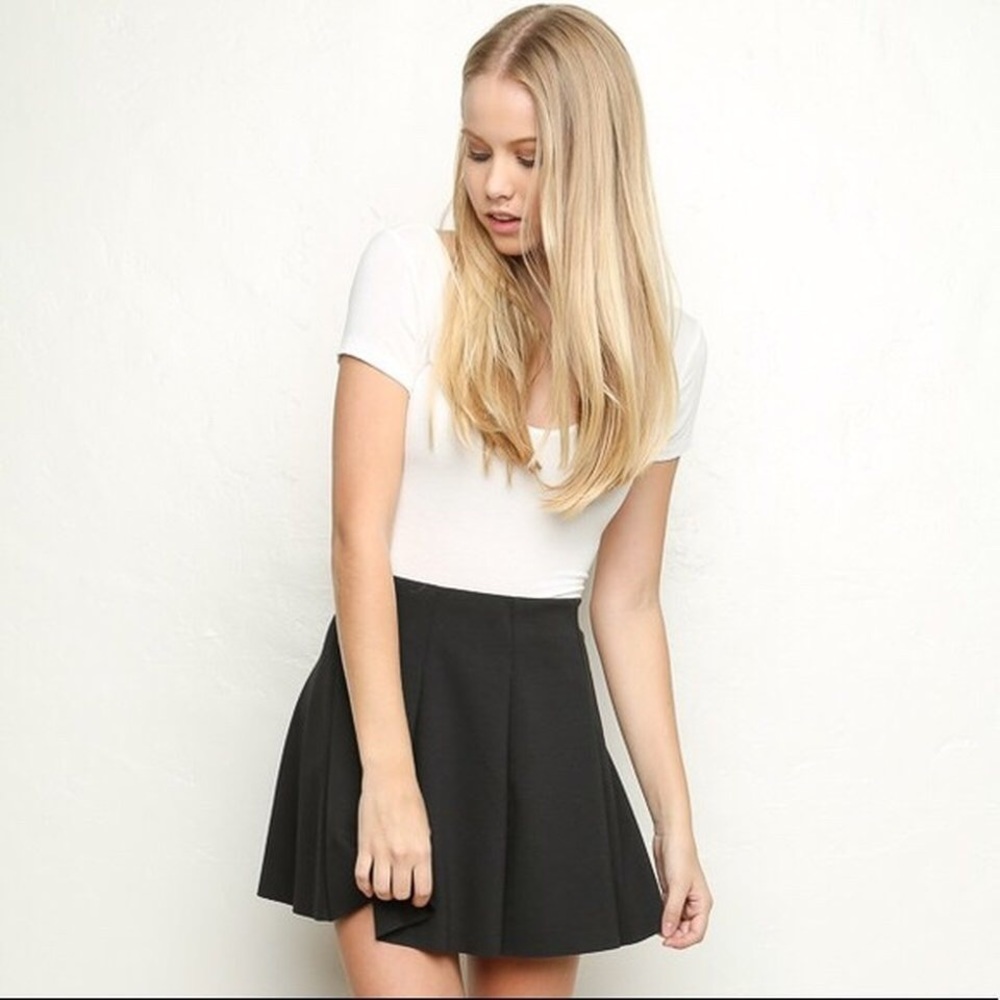 NWT Brandy Melville black skater mini skirt